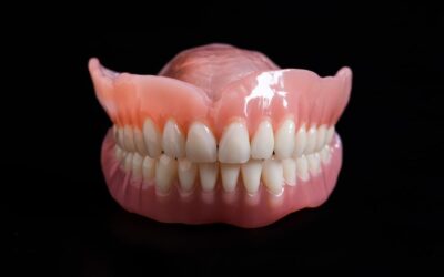 6 Signs That Indicate You Might Need Dentures
